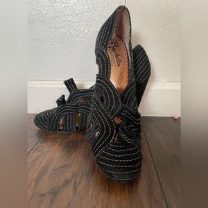 Seychelles special edition heels